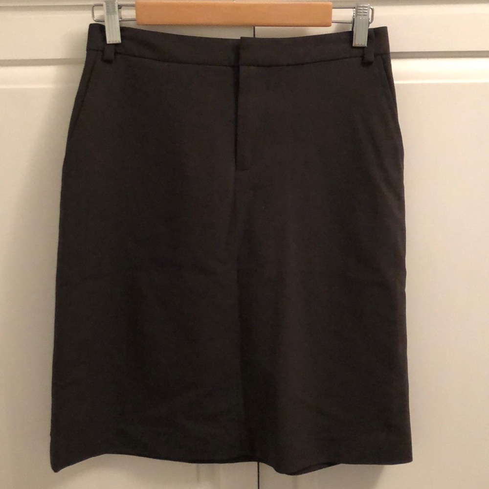 Banana Republic brown pencil skirt